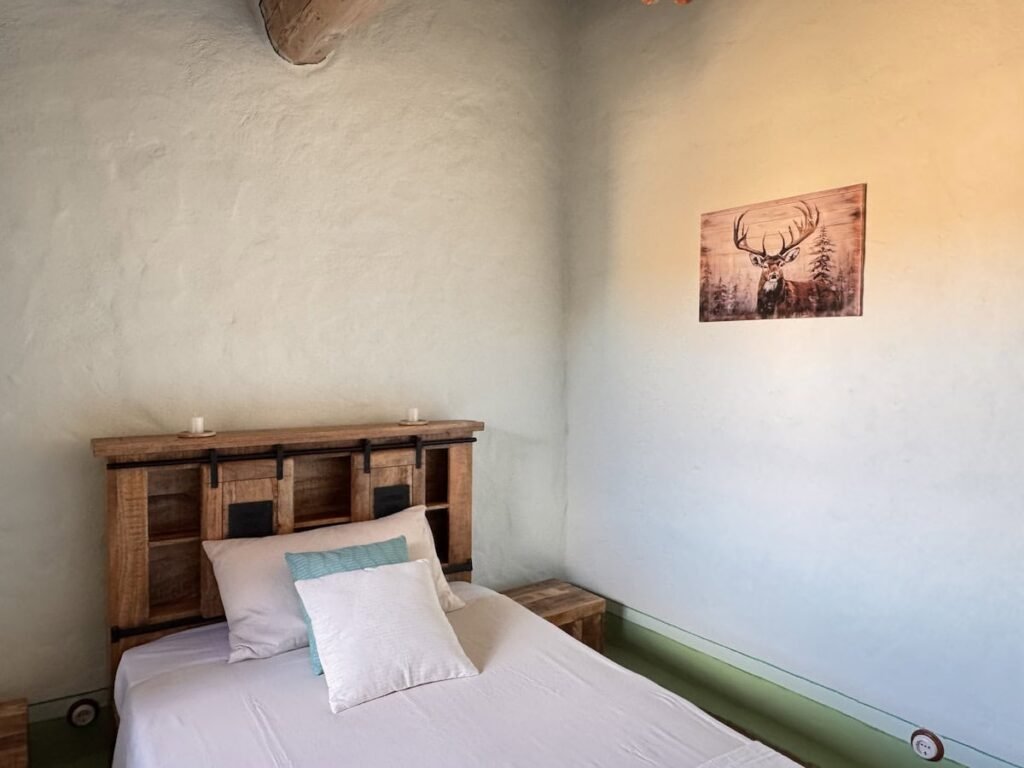 Camera da letto con letto singolo nell'appartamento La carta, Borgo Braila, Umbria