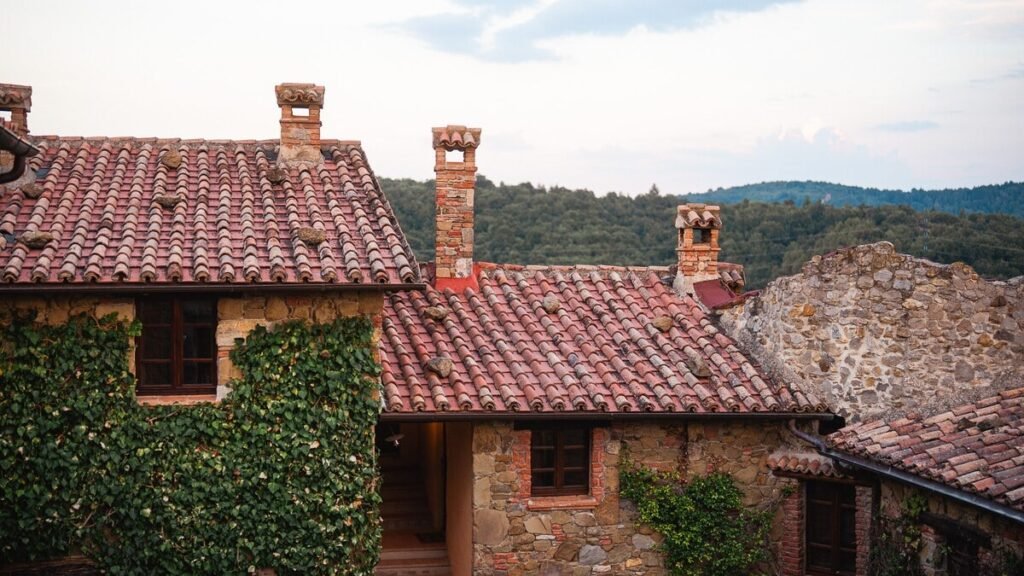 Borgo medievale e tetti nell'appartamento La carta, Borgo Braila, Umbria