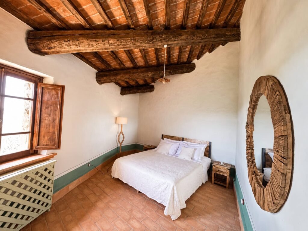 Camera da letto confortevole nell'appartamento Il cavaliere a Borgo Braila, Umbria